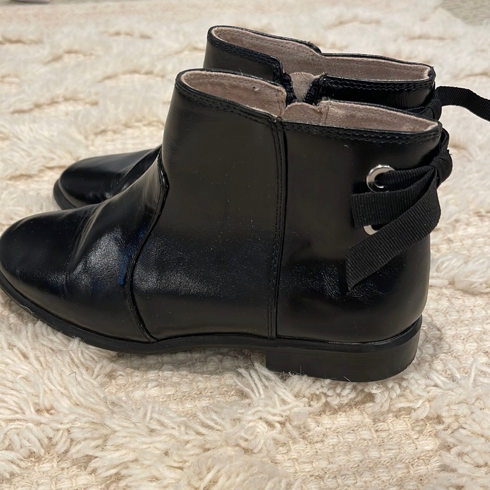 Zara kids booties size 31